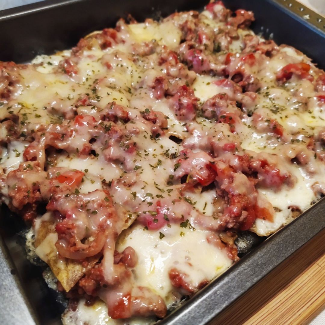 Nachos con boloñesa Nachos con boloñesa