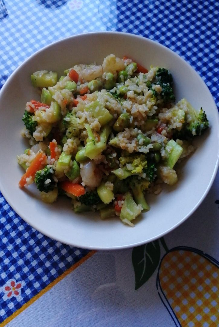 Arroz basmati con verduras Arroz basmati con verduras