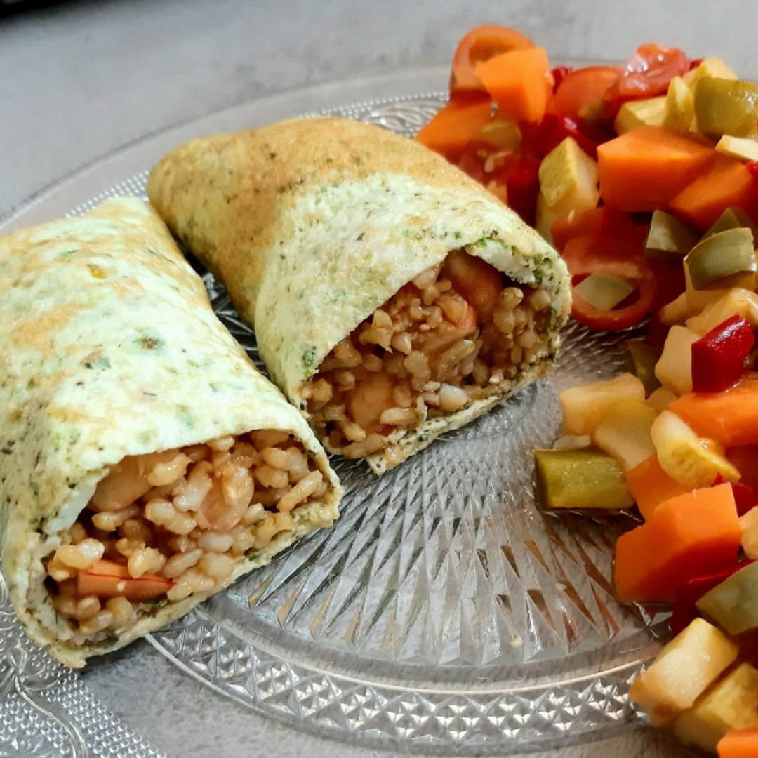 "Crepé" de gambas y arroz integral con salsa de soja "Crepé" de gambas y arroz integral con salsa de soja