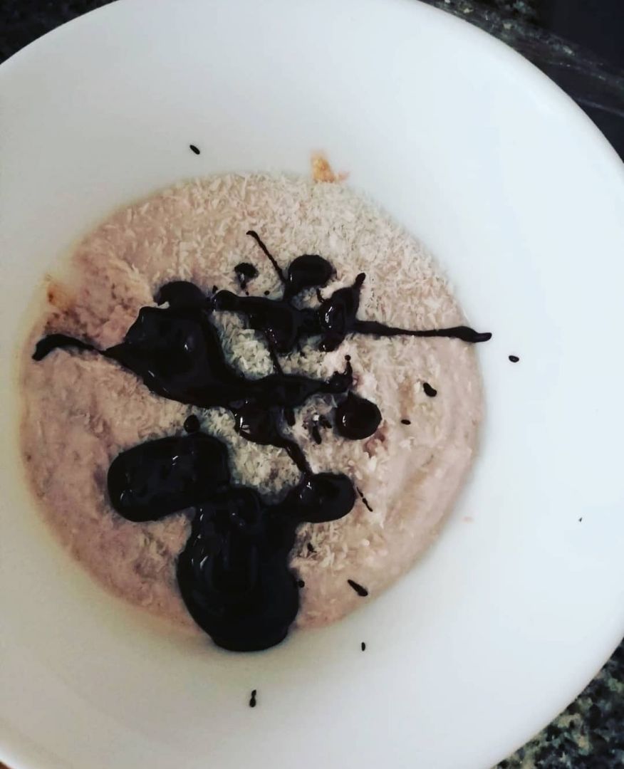 HELADO DE FRESAS CON CHOCOLATE NEGRO🍫🍓 HELADO DE FRESAS CON CHOCOLATE NEGRO🍫🍓