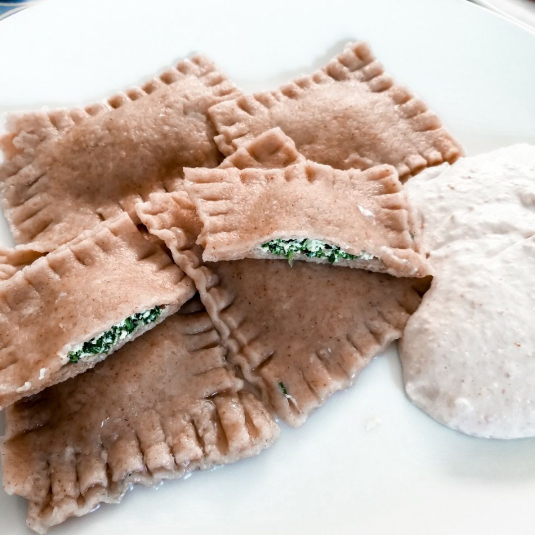 RAVIOLIS DE ESPELTA INTEGRAL RELLENOS DE ESPINACAS Y QUESO RICOTTA 🇮🇹 RAVIOLIS DE ESPELTA INTEGRAL RELLENOS DE ESPINACAS Y QUESO RICOTTA 🇮🇹
