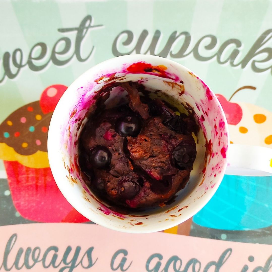 Mug cake de cacahuete y algarroba Mug cake de cacahuete y algarroba