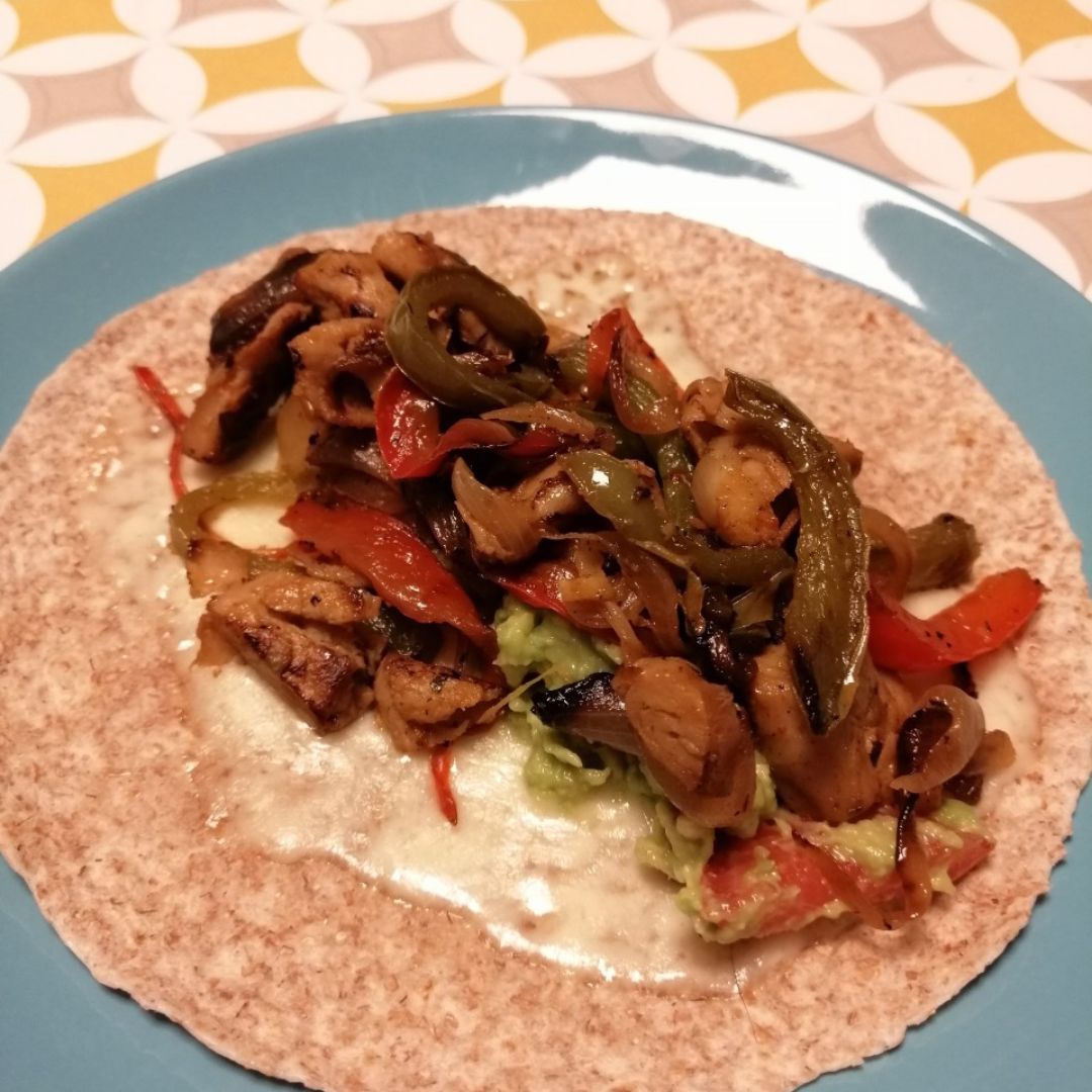 Fajitas de heura con guacamole Fajitas de heura con guacamole