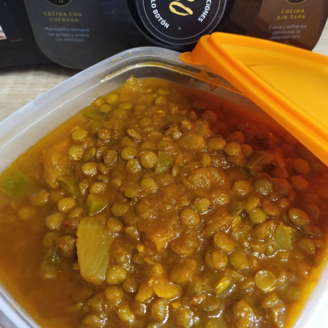 Lentejas al curry con Robot (mambo) Lentejas al curry con Robot (mambo)