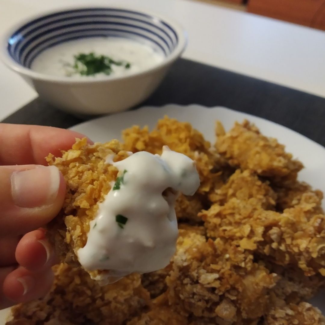 Nuggets de pollo caseros con salsa de queso 🤩