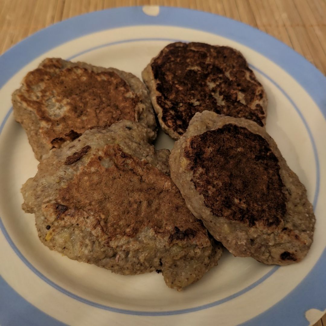 Tortitas de avena y plátano 🥞 Tortitas de avena y plátano 🥞