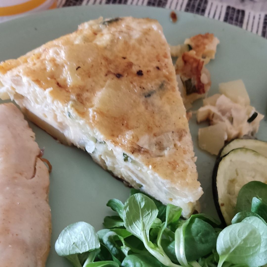 Tortilla de patatas, calabacín y cebolla Tortilla de patatas, calabacín y cebolla