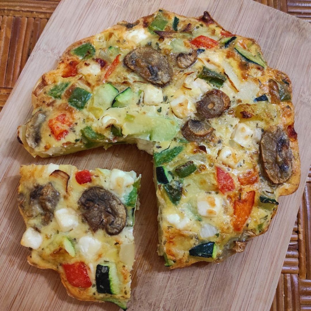 Pastel de verduras y queso 😋🧀🥒🍆🍅🥬🥦 Pastel de verduras y queso 😋🧀🥒🍆🍅🥬🥦