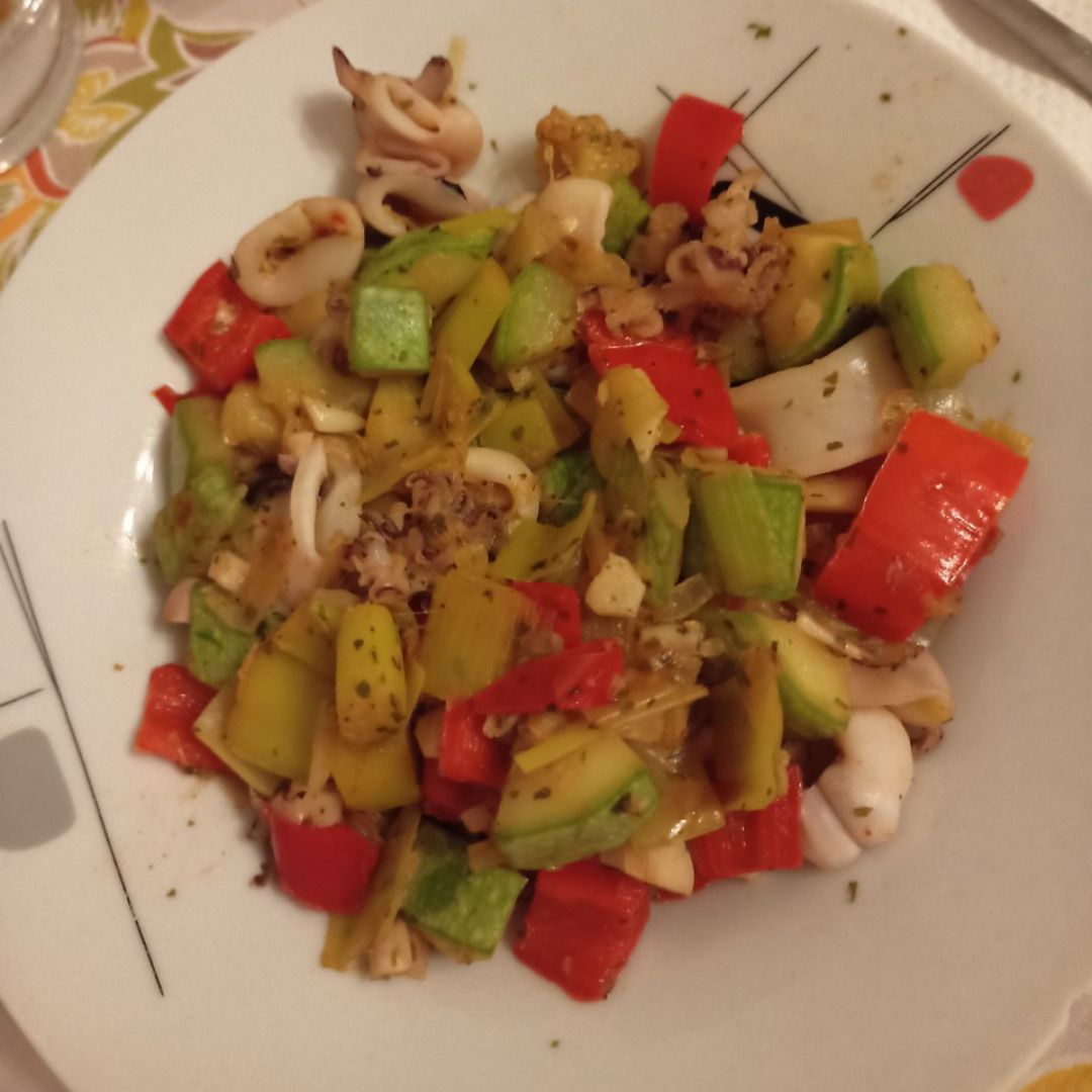 Verduras con calamares Verduras con calamares