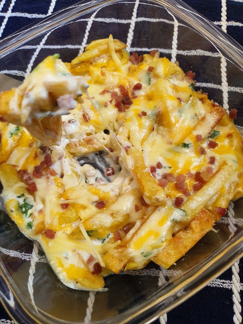 Patatas con queso y jamon Patatas con queso y jamon