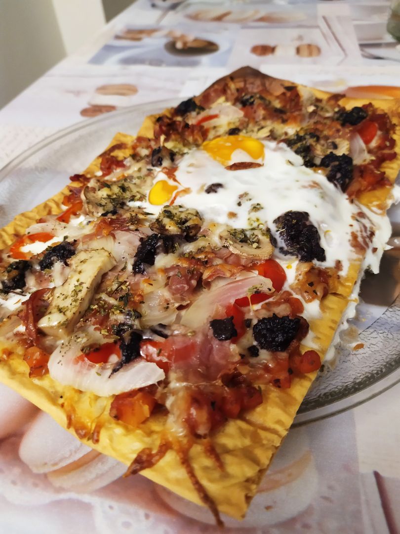 Pizza con harina de garbanzo Pizza con harina de garbanzo