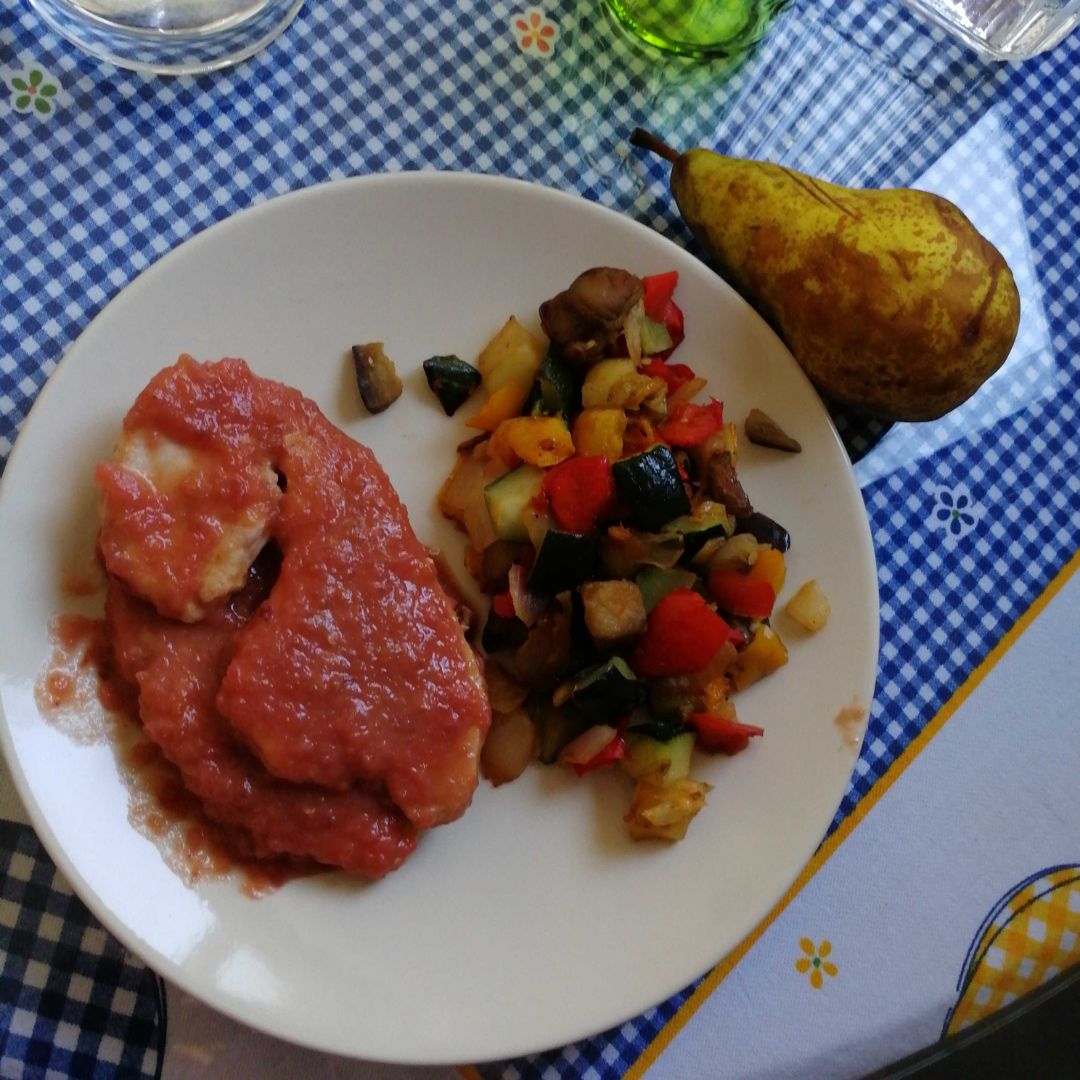 Filetes de pavo con salsa de ciruelas Filetes de pavo con salsa de ciruelas
