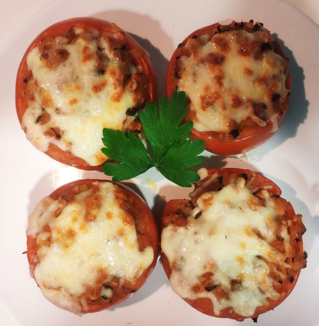 Tomates rellenos de soja texturizada Tomates rellenos de soja texturizada