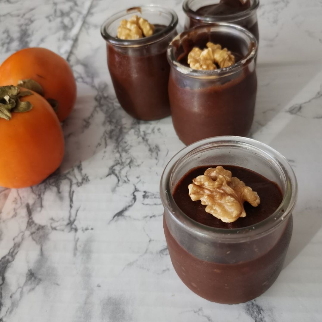 Flan de chocolate y caqui Flan de chocolate y caqui