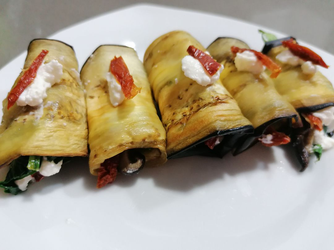 Canelones de berenjena Canelones de berenjena