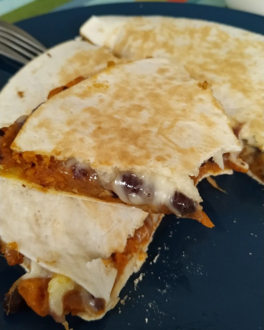 Quesadillas de boniato y frijoles