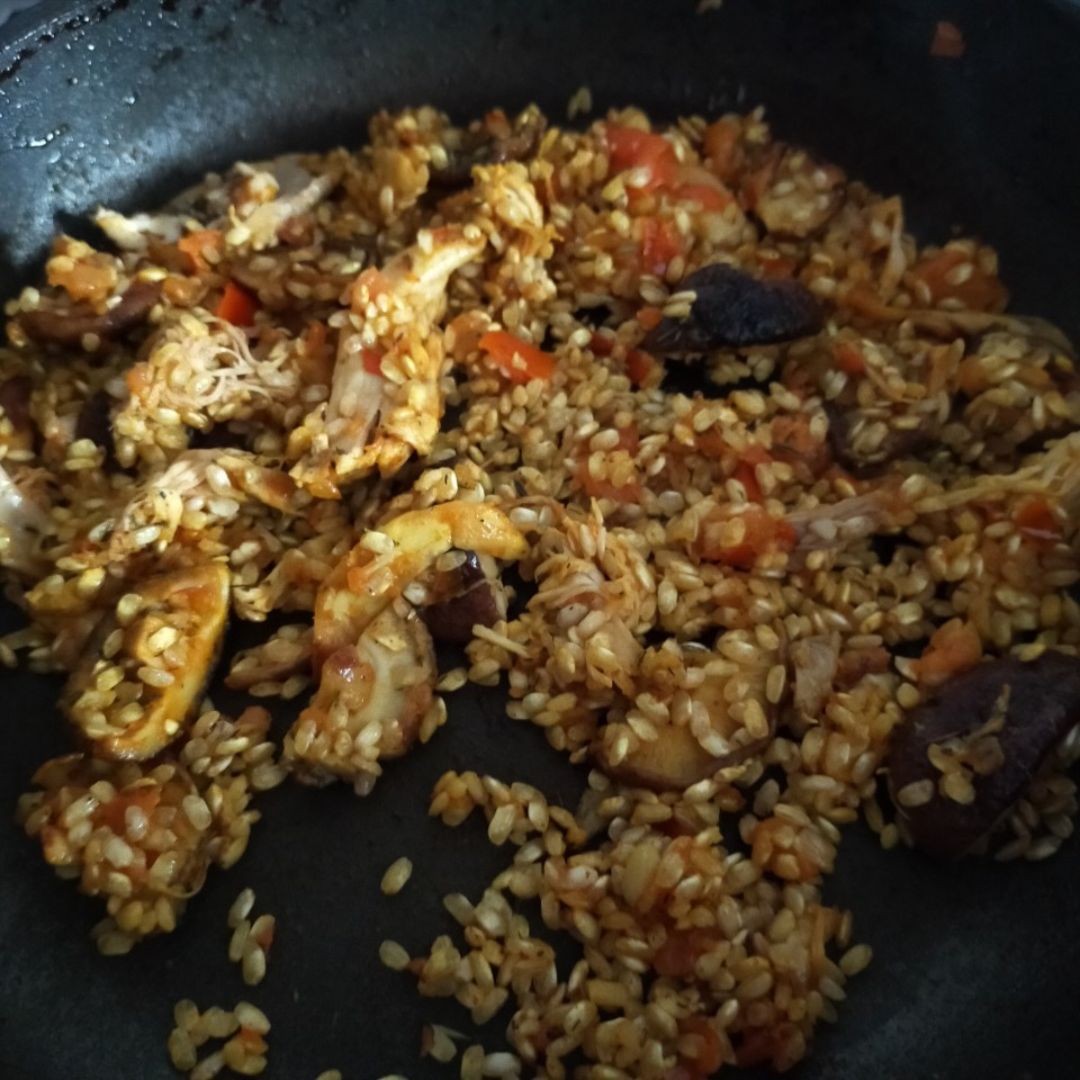 Arroz integral con Pollo, Shitake y Cebolleta Paso 7 Arroz integral con Pollo, Shitake y Cebolleta Paso 7