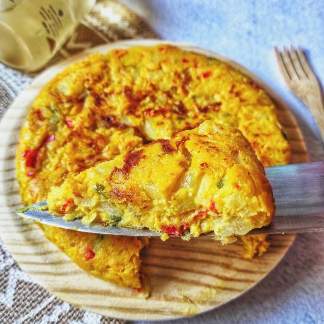 🌿 TORTILLA DE PATATAS, CEBOLLA Y PIMIENTOS 🌿Step 0