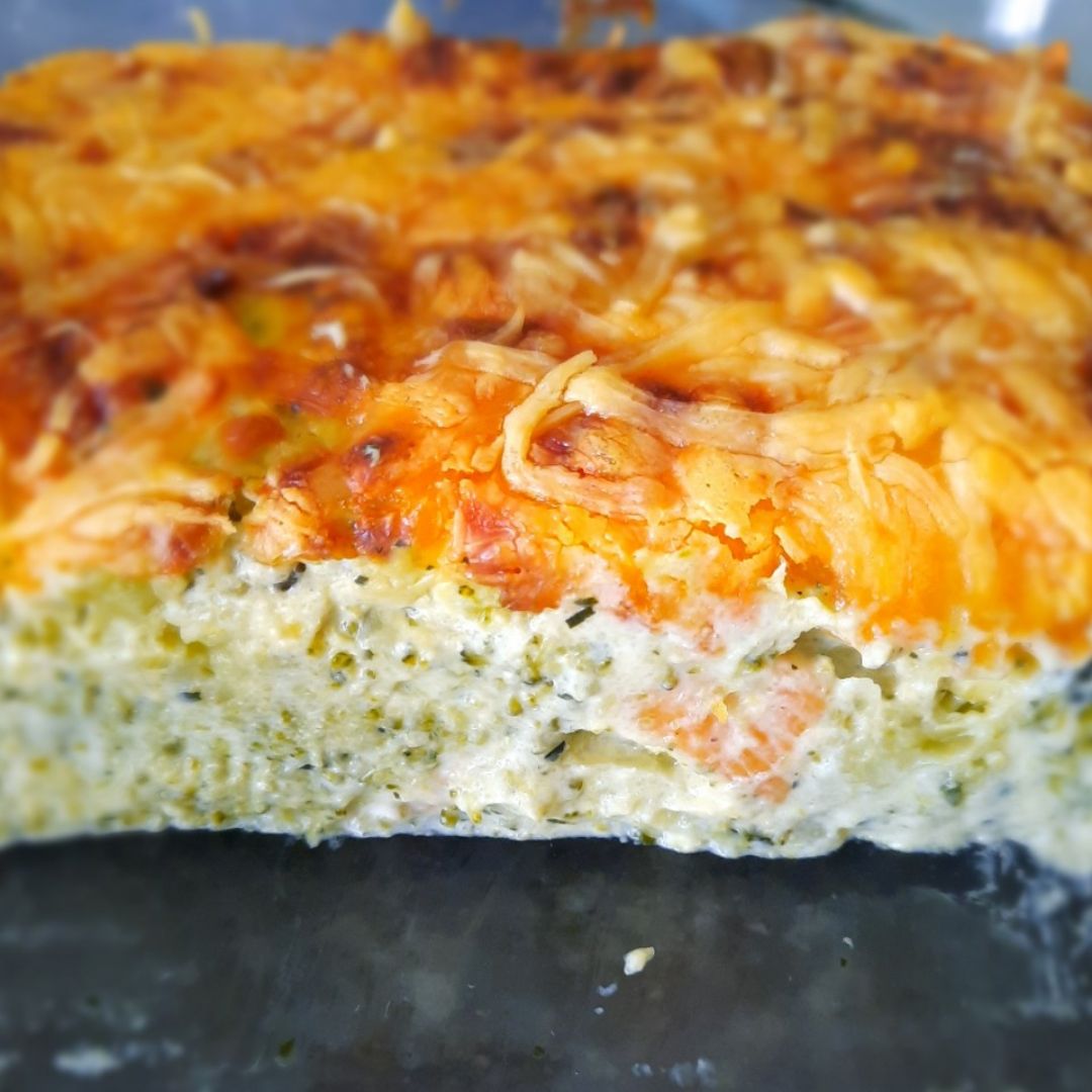 Brocoli al horno con calabacin, pollo y queso gratinado Brocoli al horno con calabacin, pollo y queso gratinado