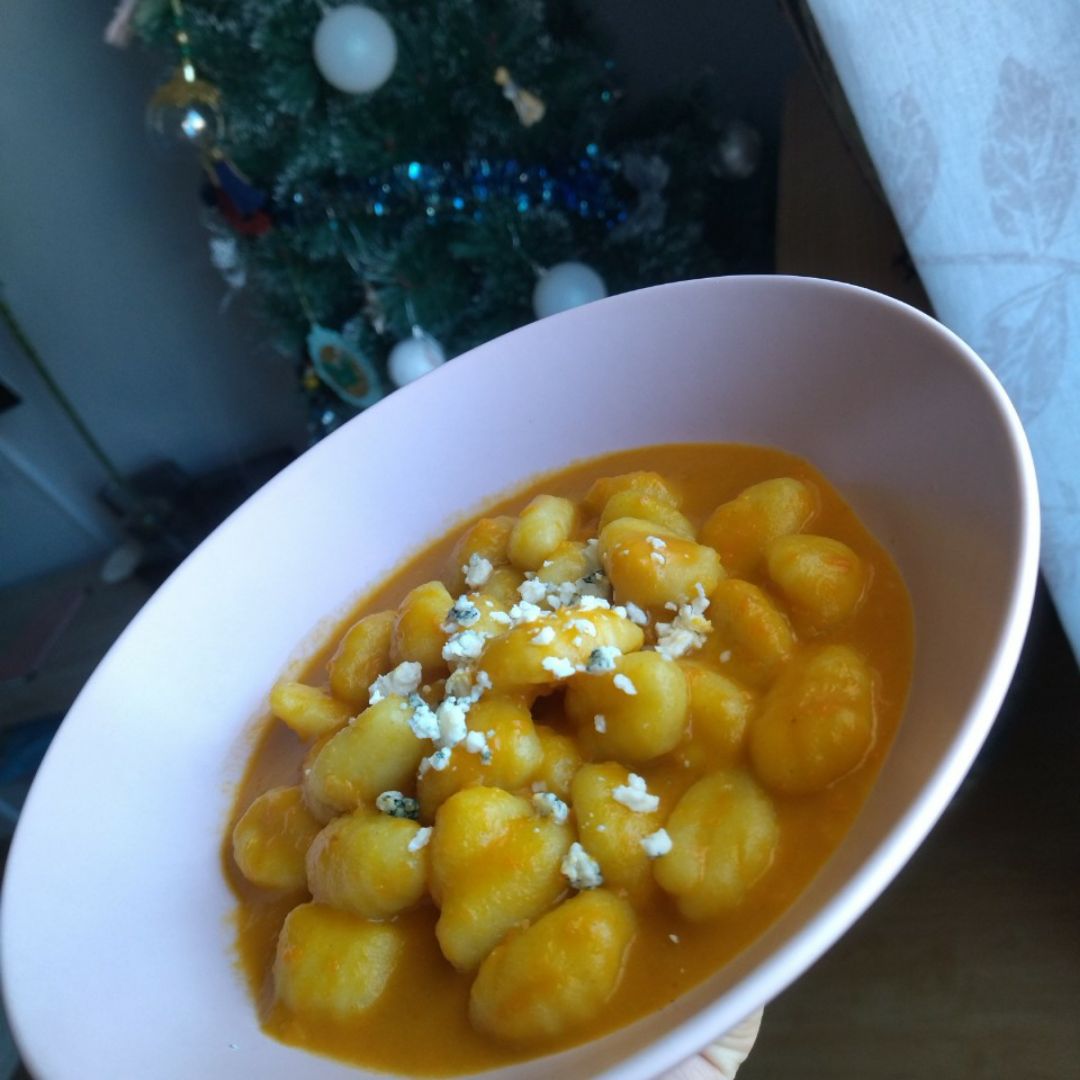 Ñoquis con salsa de calabaza