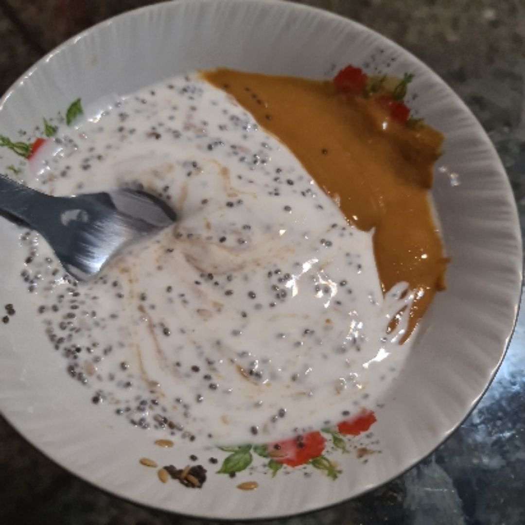 Kefir con semillas y crema de cacahuete Paso 2 Kefir con semillas y crema de cacahuete Paso 2