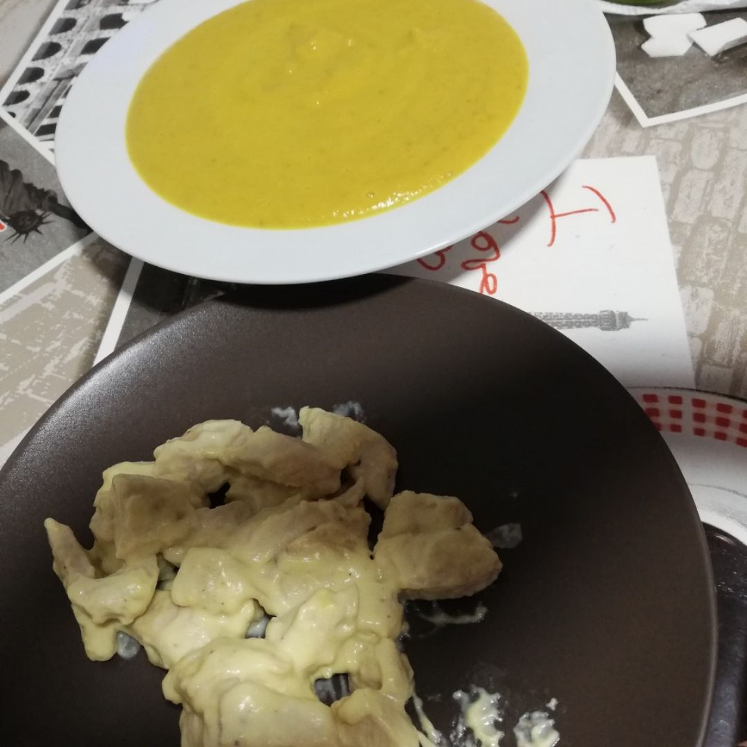 Crema de calabaza, zanahoria al curry Crema de calabaza, zanahoria al curry