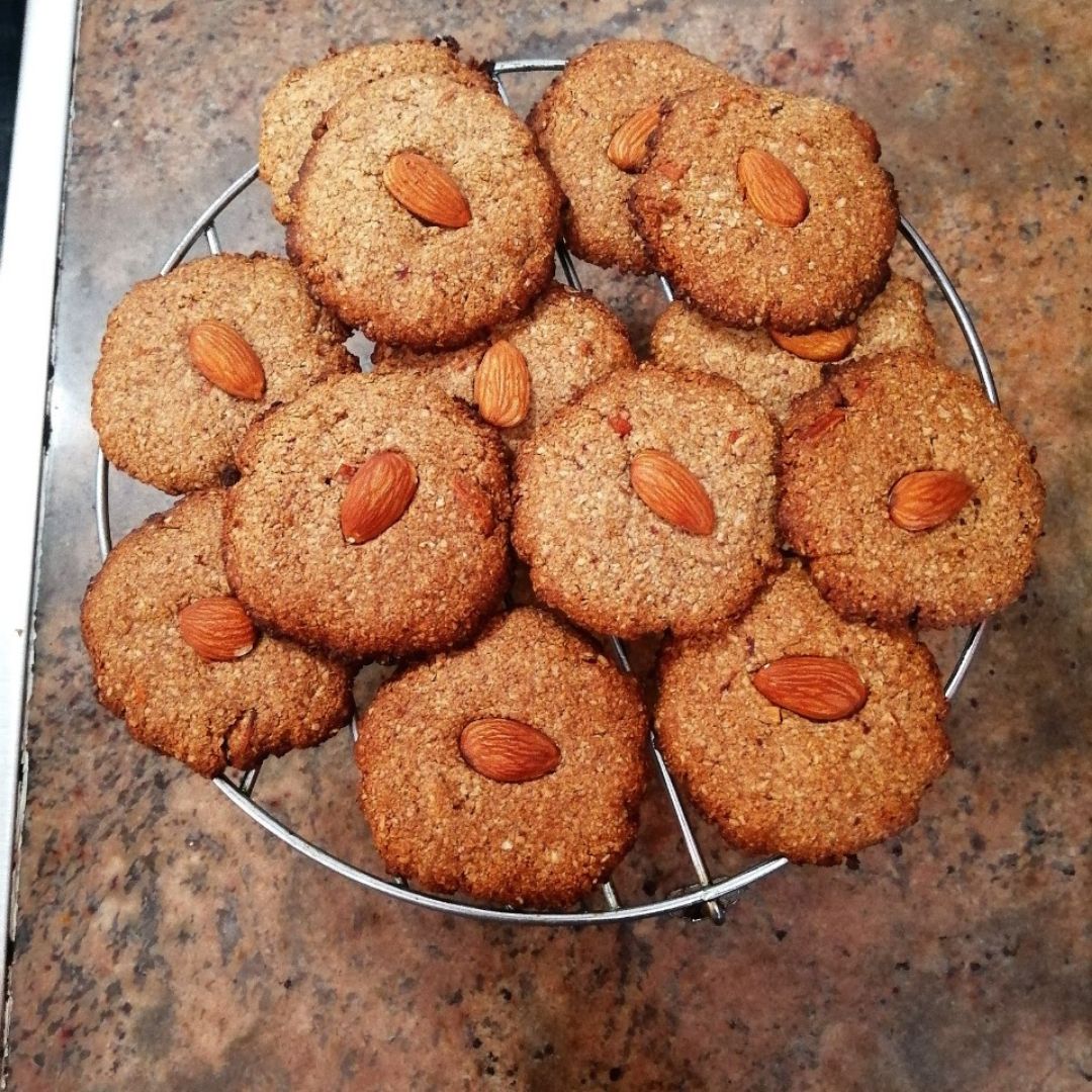 Galletas de avena y almendras Galletas de avena y almendras