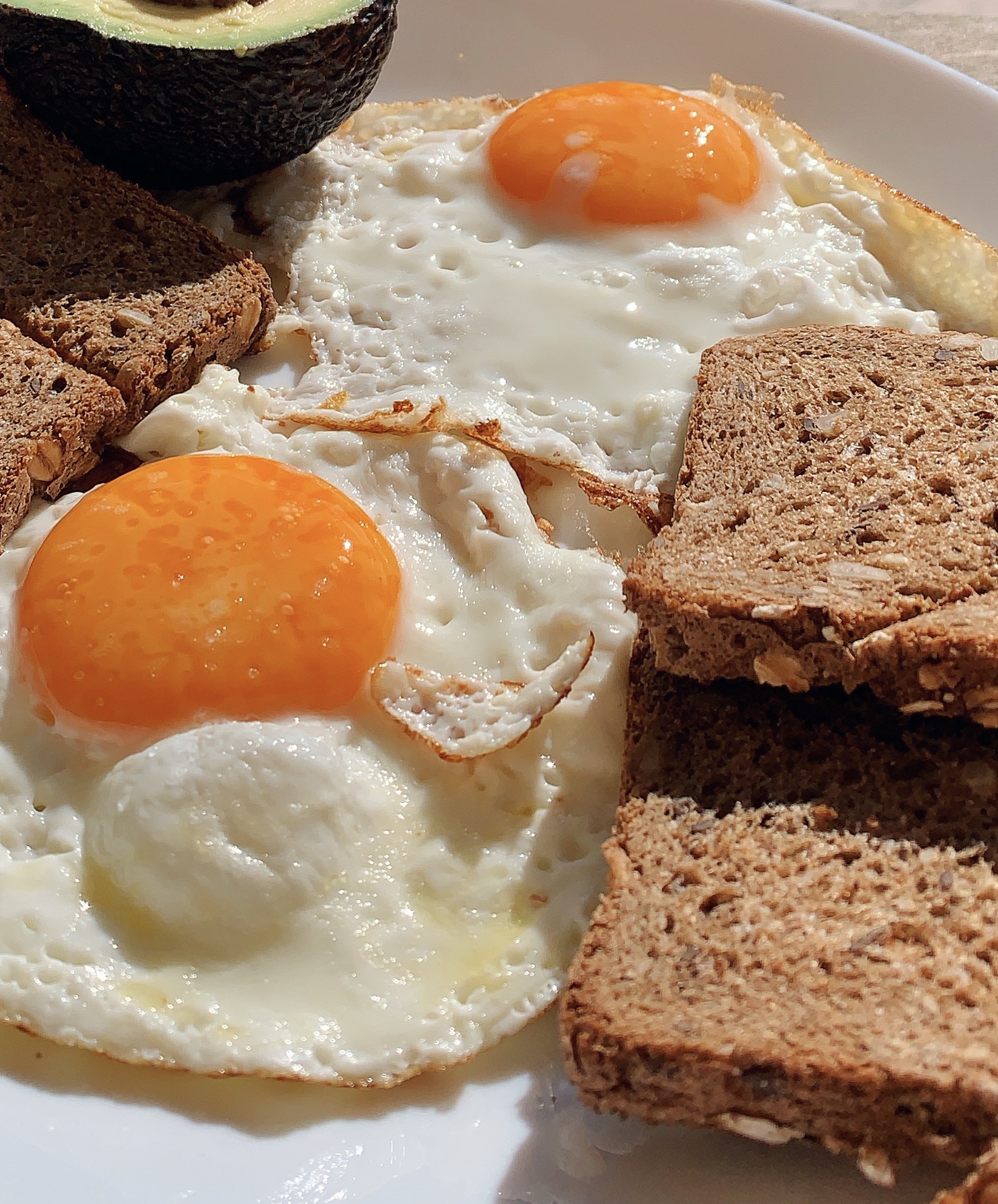 Huevo a la plancha con pan