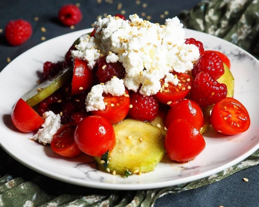 ENSALADA FRESCA DE TOMATES CHERRY Paso 3 ENSALADA FRESCA DE TOMATES CHERRY Paso 3