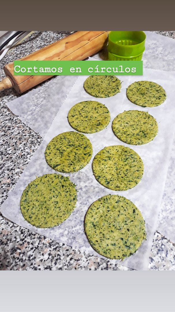 🌱EMPANADILLAS DE ESPINACAS Y AVENA SALUDABLES🌱 Paso 3 🌱EMPANADILLAS DE ESPINACAS Y AVENA SALUDABLES🌱 Paso 3