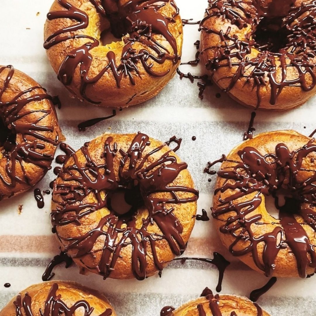 Donuts de plátano y avena veganos Donuts de plátano y avena veganos