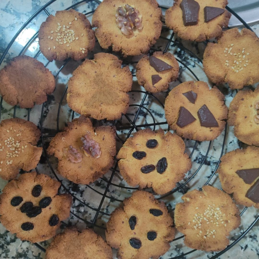 Galletas de harina de almendra, coco y avena 