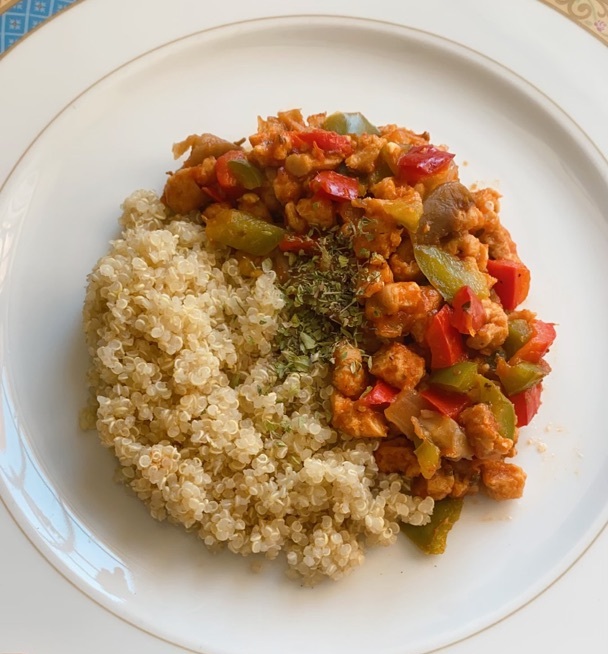 Pisto con soja texturizada y quinoa Pisto con soja texturizada y quinoa