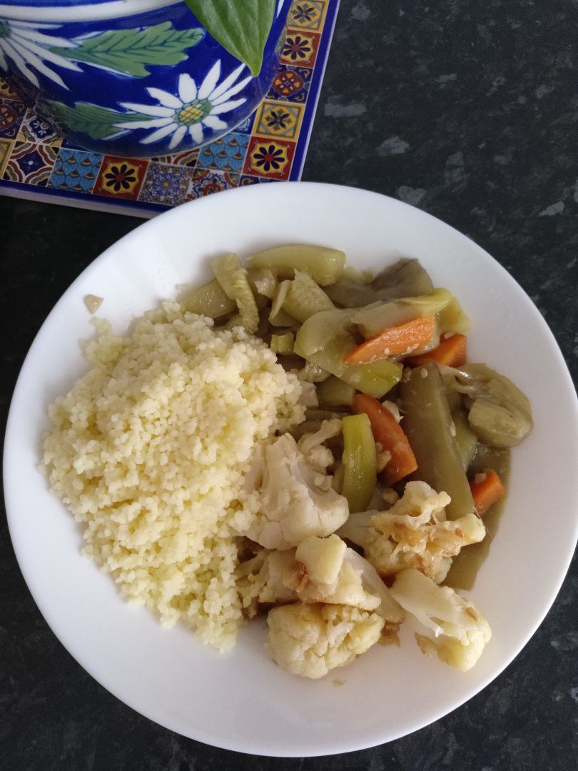 Cuscús con verduras Cuscús con verduras