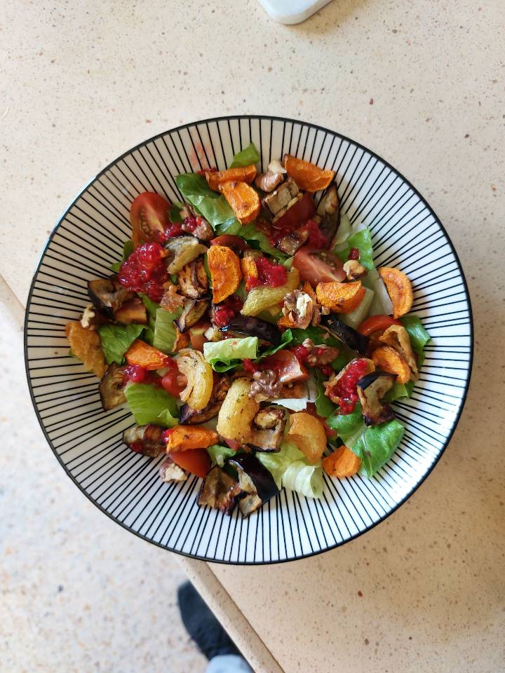 Ensalada con pasta crunchy Ensalada con pasta crunchy