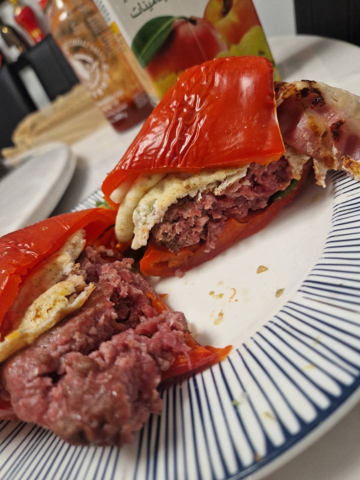 Burguer con pan de pimiento rojo