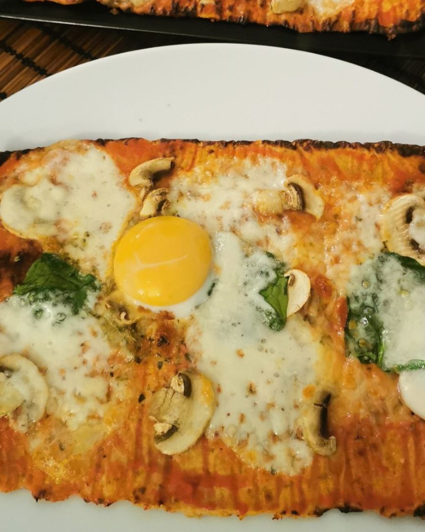 Pizza proteica de base de atún Pizza proteica de base de atún