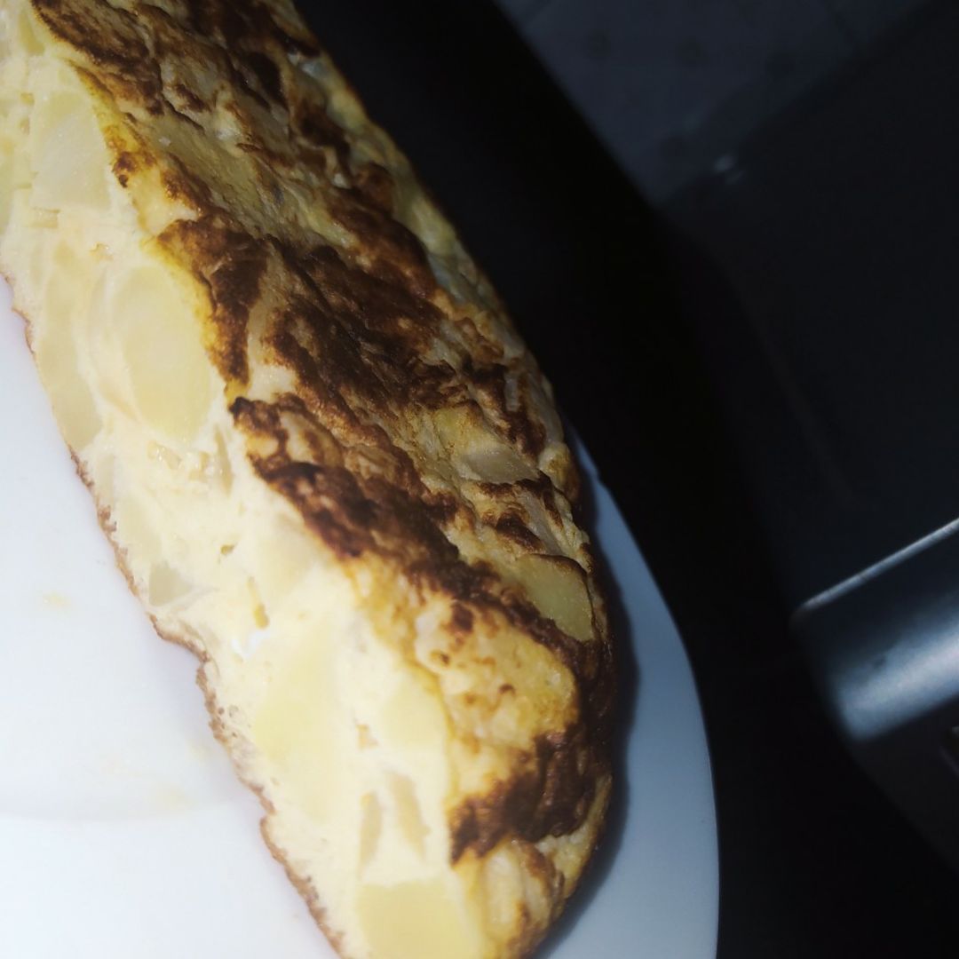 Tortilla de patata y cebolla Tortilla de patata y cebolla