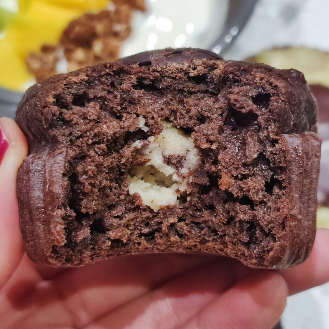 Muffins de cacao rellenos de crema de anacardos 🧁🍫 Paso 4 Muffins de cacao rellenos de crema de anacardos 🧁🍫 Paso 4