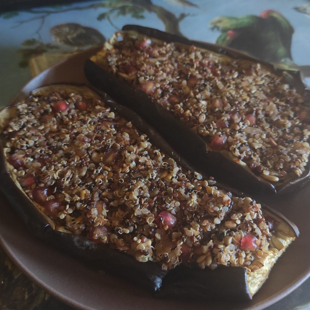 Berenjenas rellenas de quinoa Berenjenas rellenas de quinoa