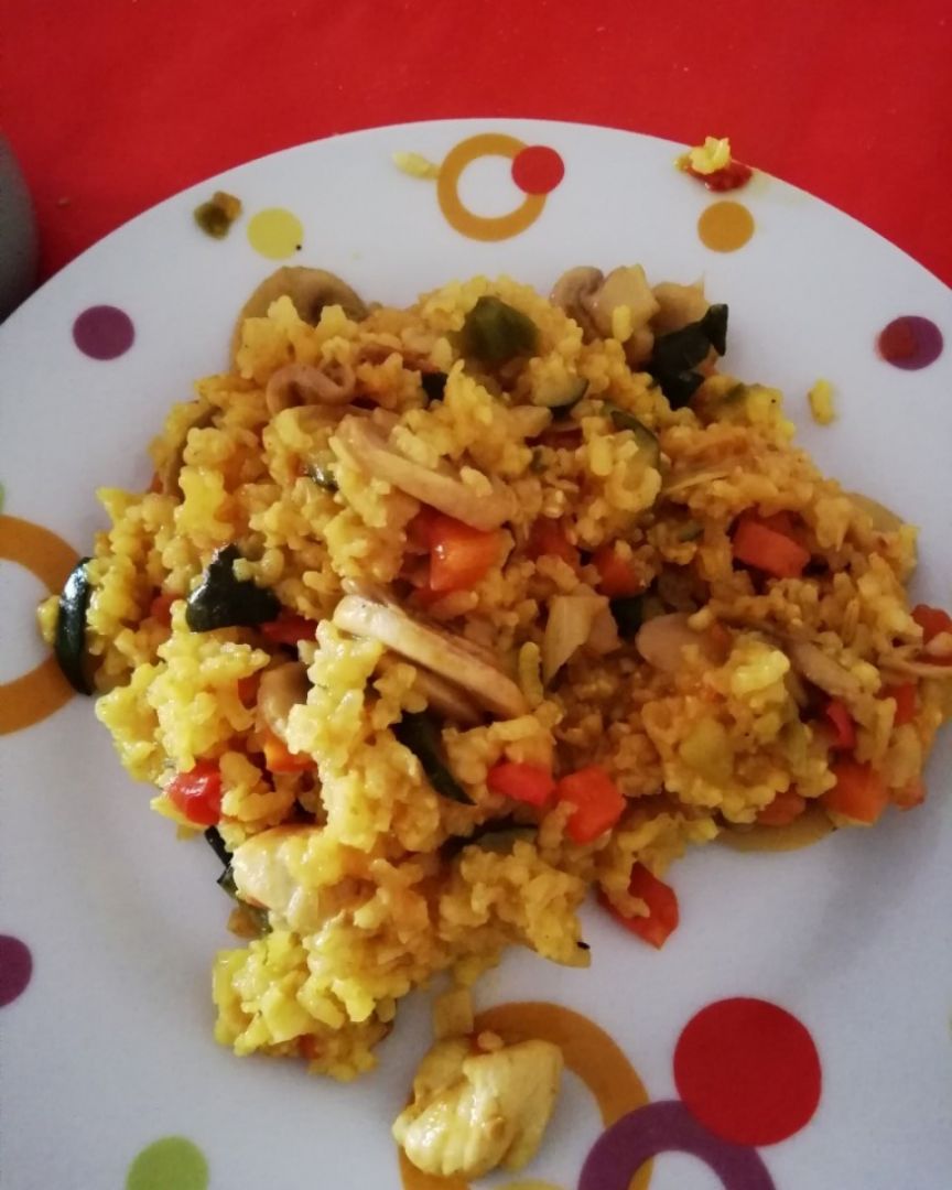 Arroz con verduras y pollo