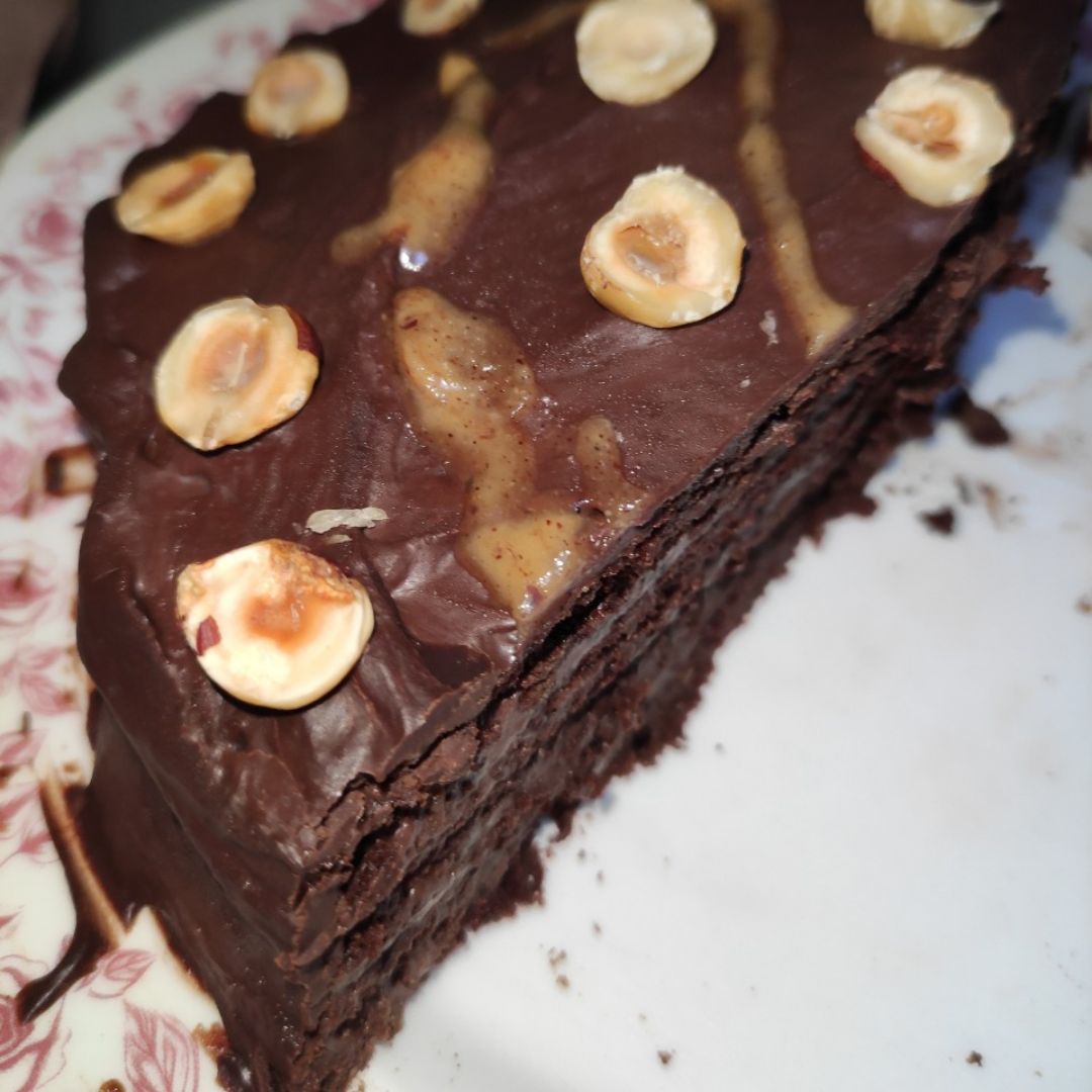 Tarta de chocolate y avellanas Tarta de chocolate y avellanas