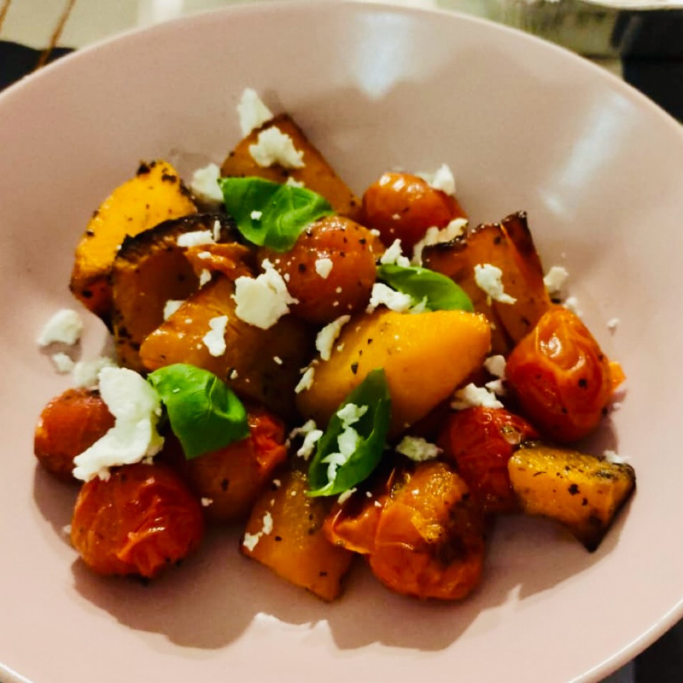Ensalada templada de calabaza y cherry Ensalada templada de calabaza y cherry