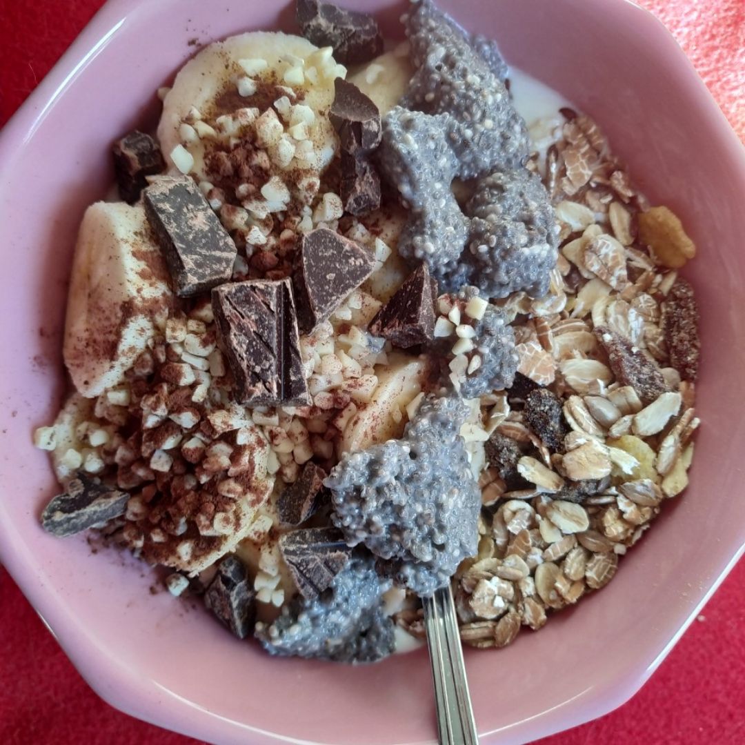 Yogur con avena, plátano, chía... ¡Riconudo! Yogur con avena, plátano, chía... ¡Riconudo!