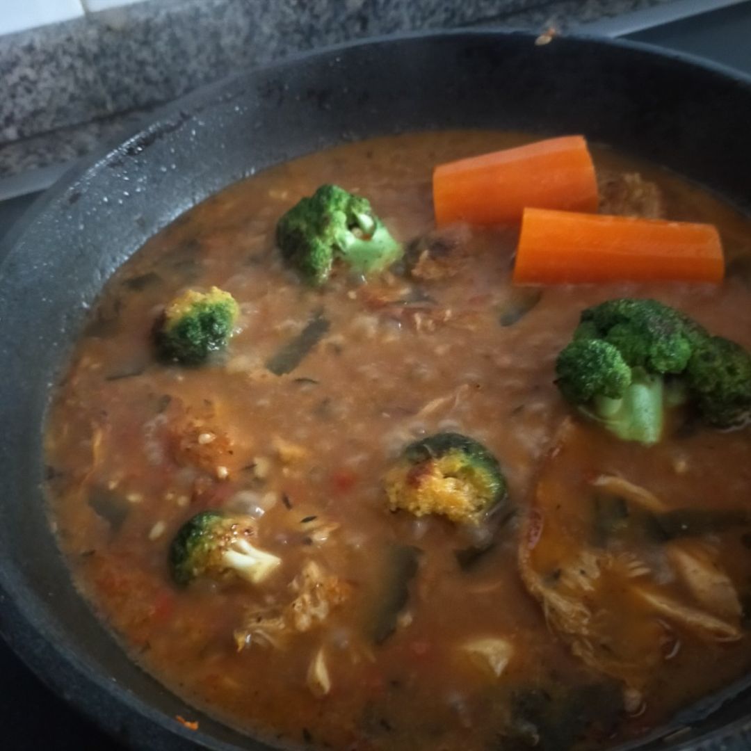 Arroz con pollo, brocoli curry y tomillo Paso 6 Arroz con pollo, brocoli curry y tomillo Paso 6