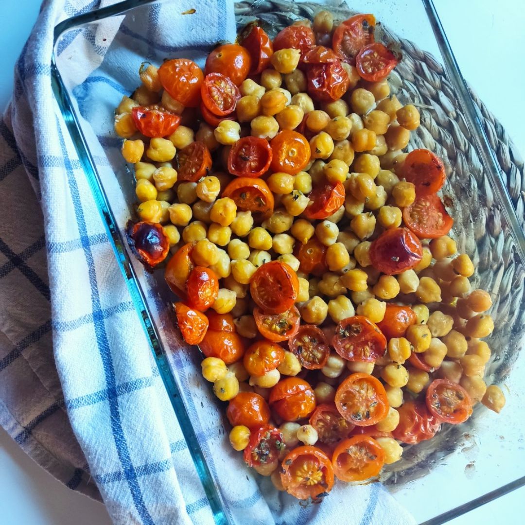 GARBANZOS AL HORNO CON TOMATES CHERRY 🍅 GARBANZOS AL HORNO CON TOMATES CHERRY 🍅