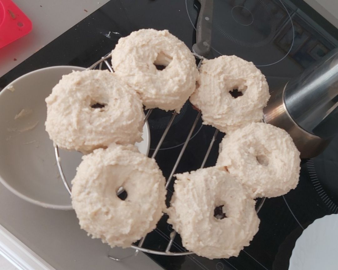 DONUTS RAYADOS🍩🤩 Paso 4 DONUTS RAYADOS🍩🤩 Paso 4