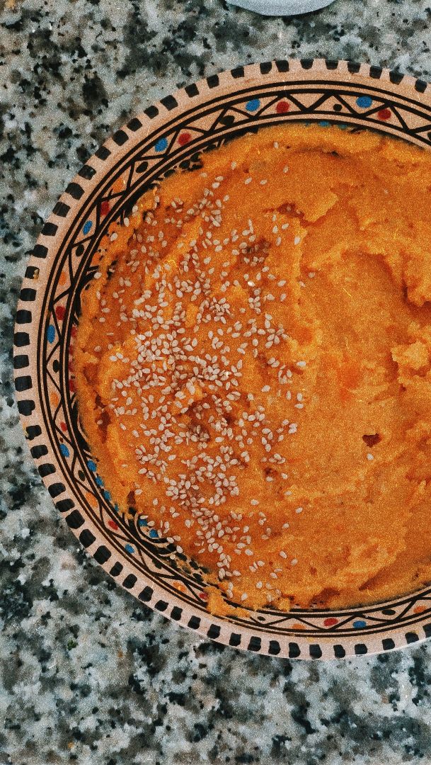 hummus de calabaza. hummus de calabaza.