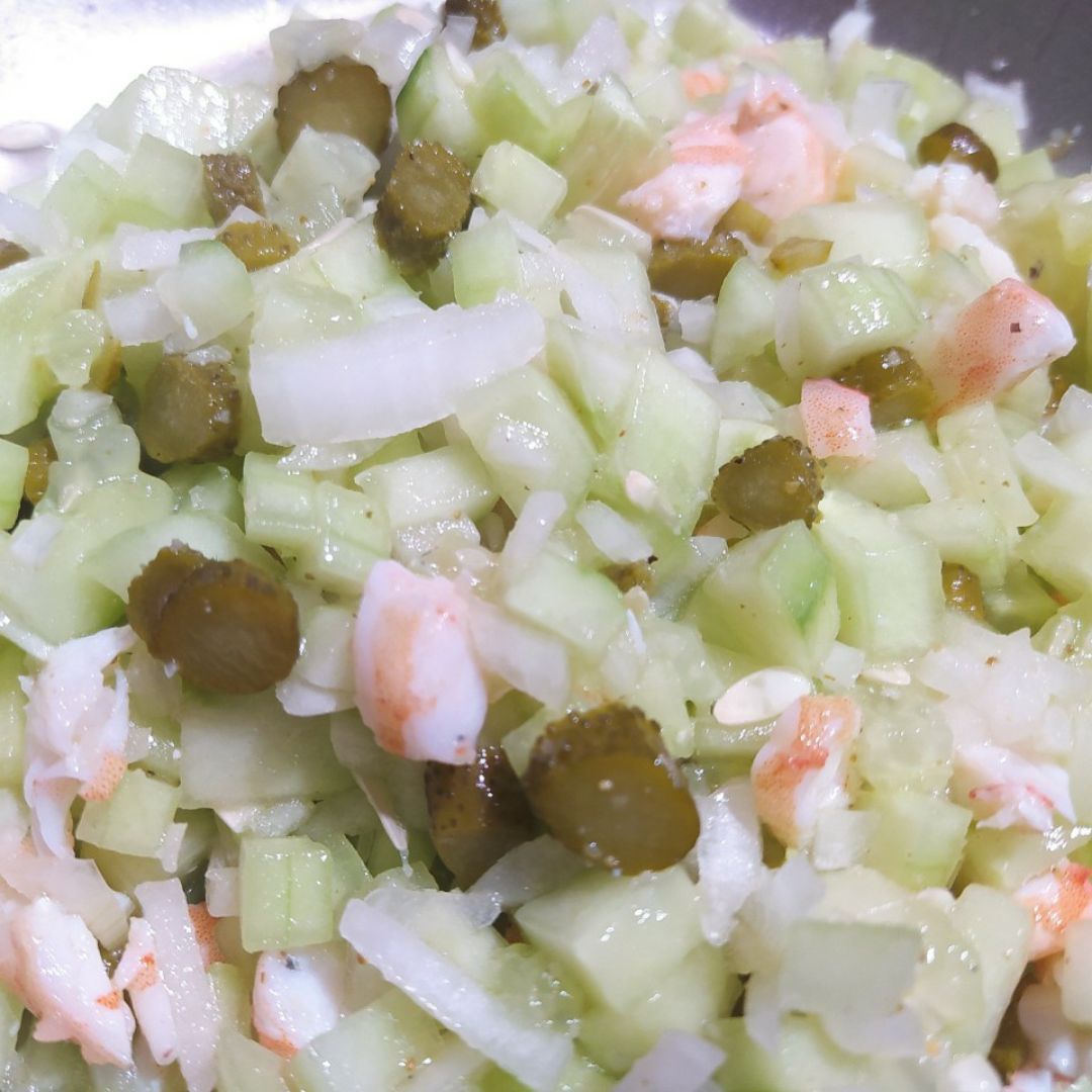Pepino con langostinos