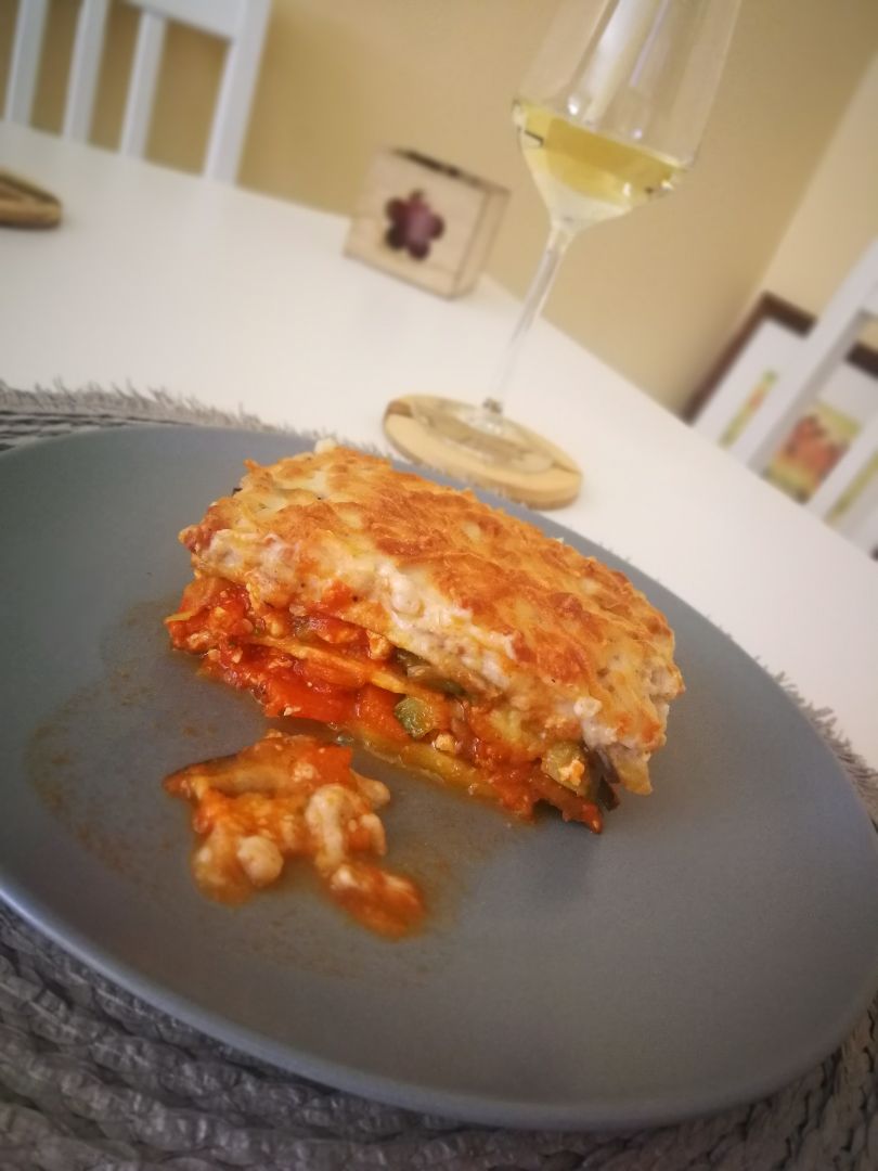 Lasaña de pollo y verduras 🍗🍆🥕🍅 Lasaña de pollo y verduras 🍗🍆🥕🍅